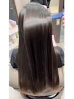 ワンス(ONCE) 髪質改善酸性ストレートで艶髪　METEOトリートメント