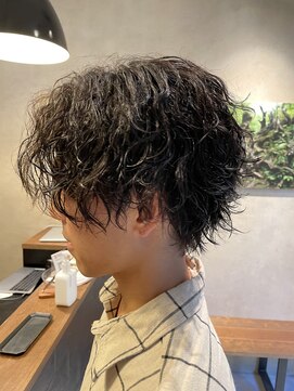 アクシー ヘアーアンドメイク(AXY HAIR&MAKE) 縦落ちウルフパーマ/ウザバング波ウェーブツイストパーマメンズ