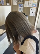 ヘアスペースブルーム エボリューション 庄内店(HAIR SPACE BLOOM evolution)&nbsp;【庄内店/カラー】ブリーチカラー/ベージュ/外ハネボブ
