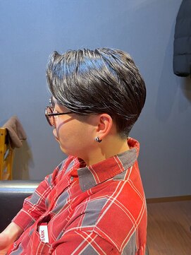 ビーダンディー(Bee dandy) ビジネスフォーマル ツーブロック前下がりショート アップバング