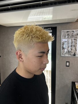 デン 仙台店(DEN) 仙台 メンズカット スパイキーショート