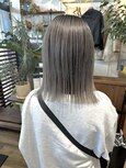 バレイヤージュ ヘンリーボブ グレージュカラー