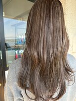 フィルム(FiLMs) 艶髪/ブラウンベージュ/レイヤーカット