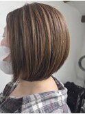 ショートボブ