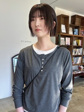 ヘアーアイストゥーレ(HAIR ICI TRE) ボブブリーチなし春カラーレイヤーボブモカブラウン縮毛矯正
