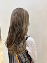ローレン(Loren)&nbsp;明るめカラー
