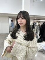 ニュイアン(nuian) dark olive