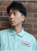アクティブショート短髪ツイストスパイラルパーマ黒髪リクルート
