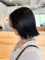 フォル(VOL.)&nbsp;切りっぱなしボブ