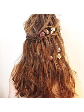 ヘアーメイク グラツィア(Hair Make GraZia) ゆるふわハーフアップ