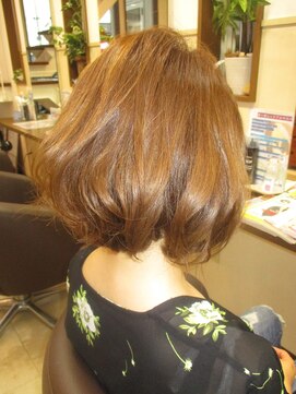 コアフィールフィス(COIFFURE fils) M3Dハイトーンカラー＆パーマ