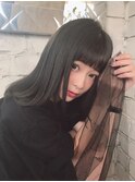 ミラレスカ栄 前髪パッツンの切りっぱなしボブbyウラタニ
