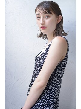 ロイジー(roijir) roijirイルミナインナーカラーxスパイラルxセンシュアルショート