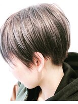 リールドゥミュゼ (Rire du mus'ee)&nbsp;ハイライトを取り入れたブルーバイオレットショートレイヤー