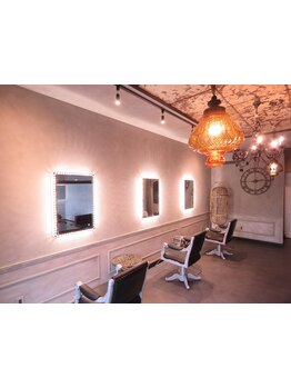 女性スタイリストのみのプライベートサロン♪髪と頭皮に優しい薬剤を使用し、髪も心もリラックス！