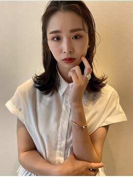 ヴィアンカ(Vianca) 韓国風ミディアムボブ