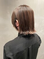 ベルベットヘア 千早店(Velvet hair) ナチュラルハイライトなシアーベージュ 【福岡聖容】
