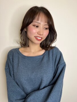 ゼンドットカラスマ(Zen.karasuma) インナーカラー×ミディ