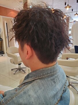 レイフィールド 滝の水店 ツイストスパイラルメンズカットパーマ