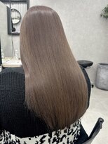 ロウル 渋谷(LOWRL)&nbsp;ブリーチ1回で出来るグレージュカラー