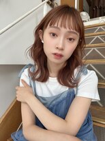 バイオレット 表参道店(Violet)&nbsp;小顔ウェーブミディ 大人ガーリー 伸ばしかけヘア ぱっつん前髪