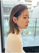 【tria/新宿/透明感/Seito】切りっぱなしおくれ毛ミディアム