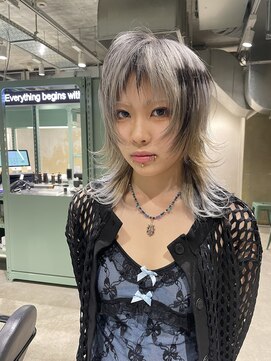 リム(LIM) ザクザクハイレイヤー×ポイントデザイン