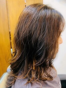 ヘアー デザイン ソレイユ 東久留米店(Hair Design SOLEIL)の写真/【女性専用レディースブース完備】30代・40代女性に”白髪を活かすデザインカラー”が大好評！