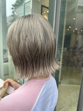 ルーイ(LOUIE) ・・・silver beige・・・