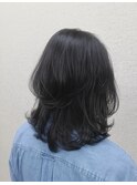 黒髪でも軽やかに☆大人レイヤーミディアム