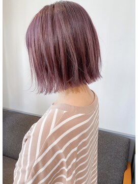 シキクーパー ヨコハマ(siki cooper) ピンクベージュ × 切りっぱなしボブ[横浜/横浜駅]