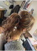 ふんわりポニーテルスタイル
