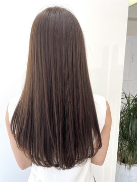 ラベスト バイ セロ 池袋メトロポリタン前(LOVEST by CERO) ロング/アッシュベージュ［池袋駅 髪質改善 弱酸性縮毛矯正］