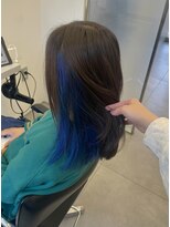 ゴウトゥデイシェアサロン 町田店(GO TODAY SHAiRE SALON)&nbsp;ブリーチ1回でもビビッドなブルーカラー♪