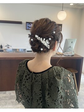 ビーヒアナウ 野々市市役所前店(BE HERE NOW N゜04) お呼ばれヘア