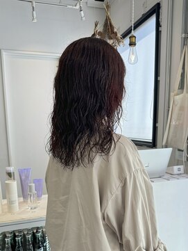 ロカ 表参道(loka) ウェーブパーマ/イメチェン[表参道/ブリーチ/ハイライト]Mai