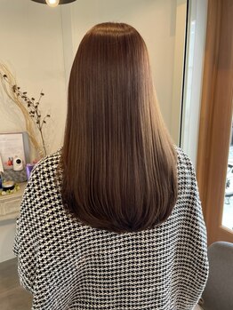 ロッカ(ROCCA)の写真/GMT酸性ストレートでクセ/うねり/髪質改善！低ダメージで真っ直ぐ伸び、ハリコシある美艶髪へと導く＊