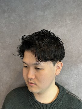 ベルーフ(BERUF) 癖毛を活かしたパーマ風アップバング×刈り上げショート！！