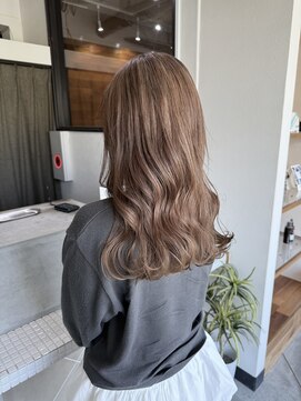 イロプラスソイ(iro + soi) beige