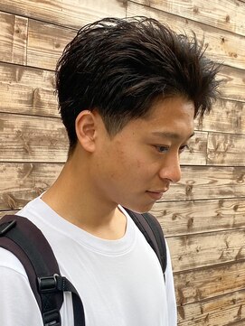 エルマーク 渋谷(L-MARK) アップバングツーブロックバーバーフェードツイストメッシュ