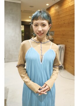 イル(ill) 寒色 ブルー ミント シアン レイヤー オン眉