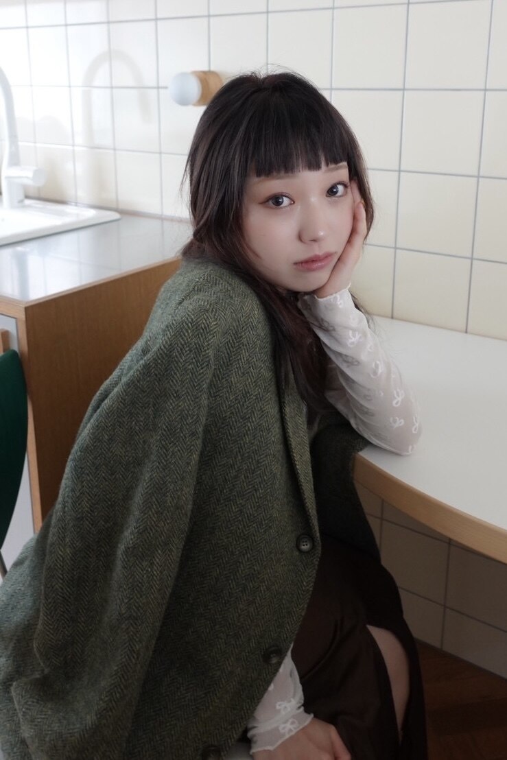 【髪色と質感、ちょっと欲ばりに♪】透明感カラー＋カット＋選べるAujuaTR