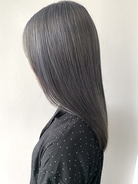 【セミロング（髪質改善）】×【シルバーグレー】
