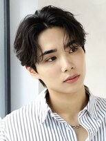 ルーシー 川越(LUCEY)&nbsp;センターパートフェザーパーマシャドウパーマメンズパーマ