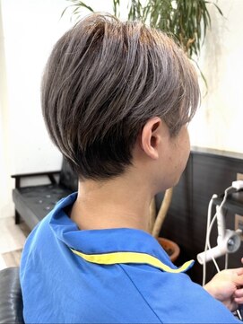 アルファ(alpha) 刈り上げ/波巻ツイストスパイラル/フェザーパーマ/サーフカール