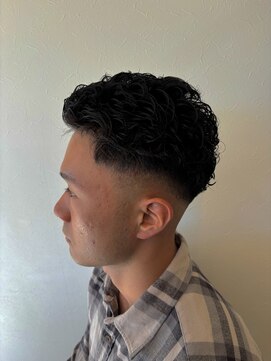 ヘアーアトリエルキナ(hair atelier LUCINA) スキンフェードスパイラルパーマメンズパーマ
