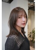 顔周りレイヤーカットくびれヘアミルクティーベージュカラー韓国