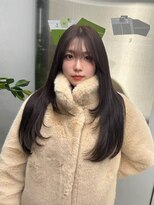 ロエ(LOE) グレージュレイヤーカット顔周りレイヤーブリーチなし