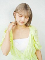 エミュー 大船店(emue)&nbsp;ハッシュカット/グレージュ/デザインカラー/大船絵駅
