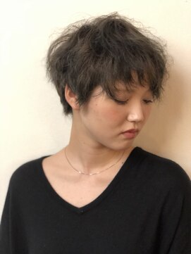 レーブ サリュー(reve salut) スモーキーカラーナチュラルショート